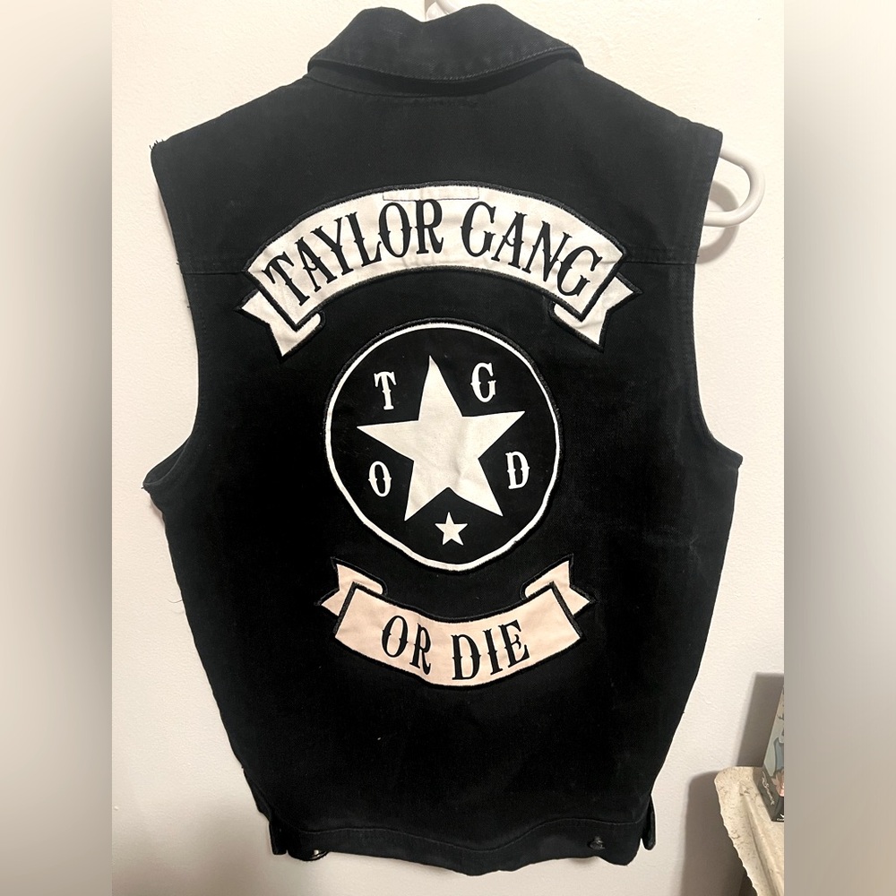 Wiz Taylor Gang vest